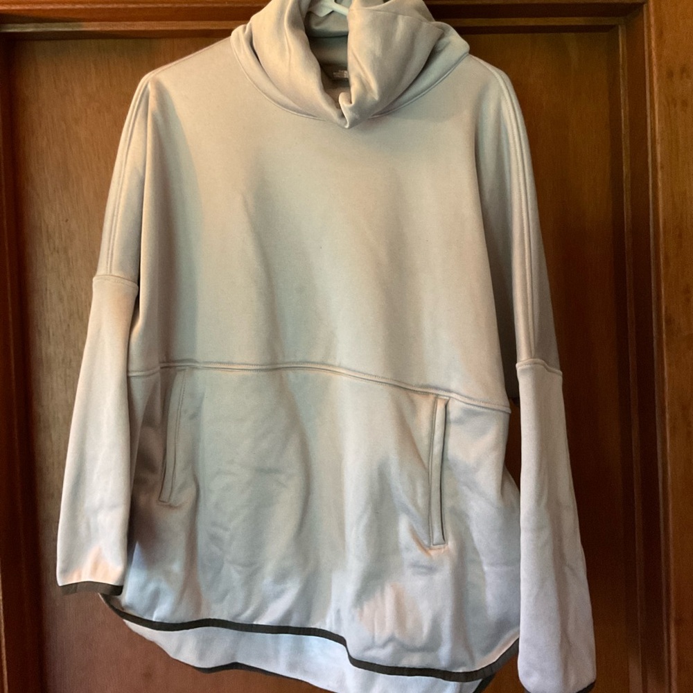 The North Face Funnel Neck Crew